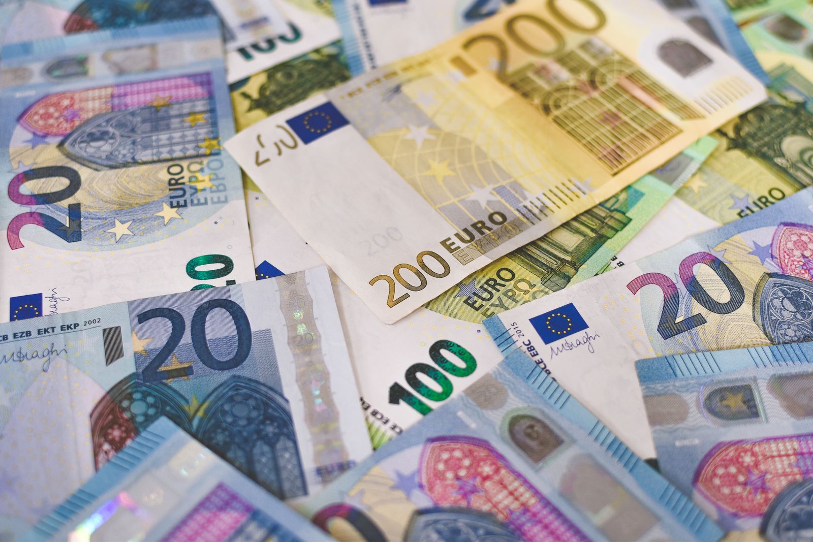 Billets en euros — Dassault Systèmes verse 0,27€ par action le 29 mai 2026